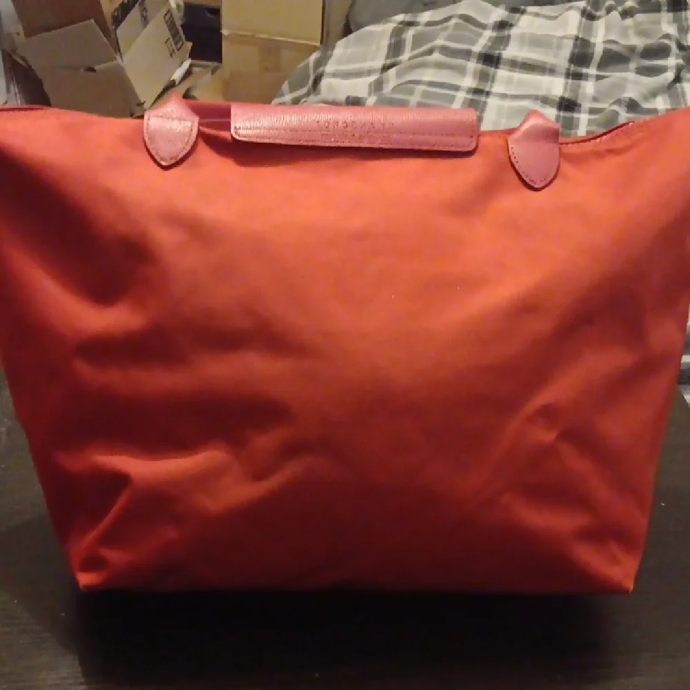 Longchamp Le Pliage Red Tote Bag EUC - Picture 4 of 14